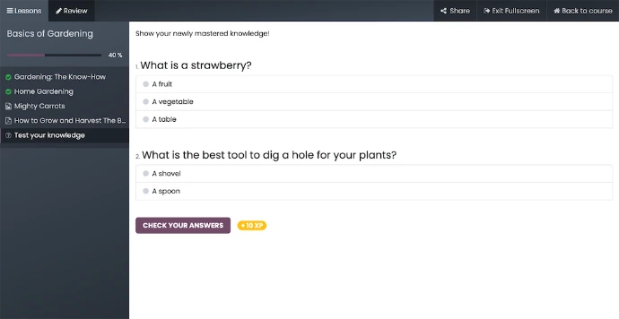 Quiz de validation de connaissances Odoo eLearning avec questions à choix multiples, barre de progression du cours et gain de points XP pour récompenser l'apprenant